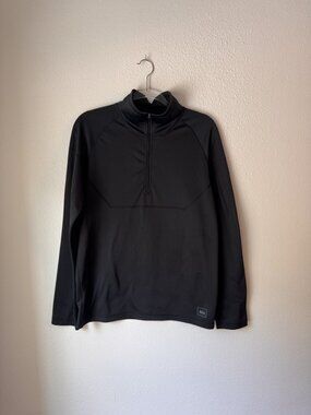 REI Men’s Medium Black Quarter-Zip Stretch Grid Knit Pullover